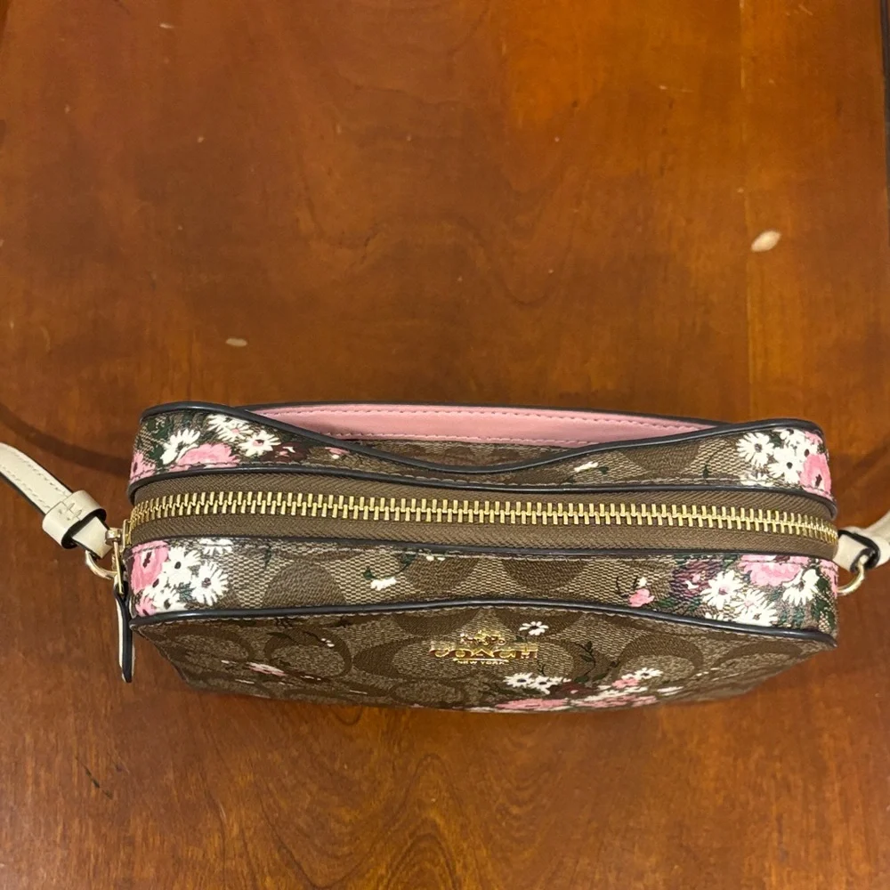Coach Signature‎ Evergreen Khaki Multi Floral Camera/Crossbody Bag